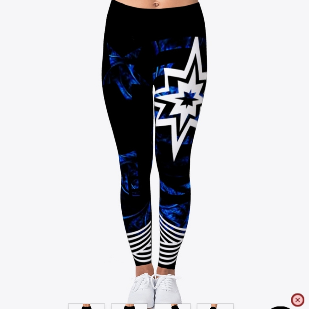 Black leggings with white stars